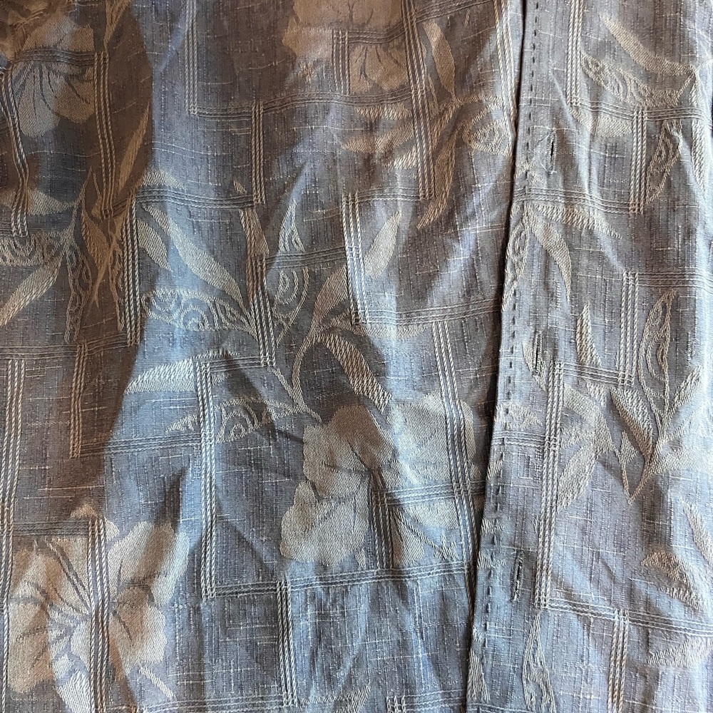 Jamaica Jaxx Large Blue Embossed Tone on Tone Tropical Print 100% Silk (C24) - Picture 2 of 5